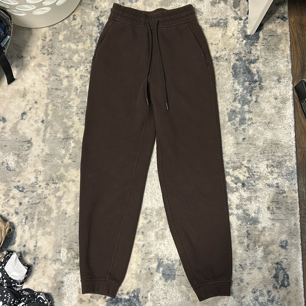 size 0 mocha brown, Lululemon joggers